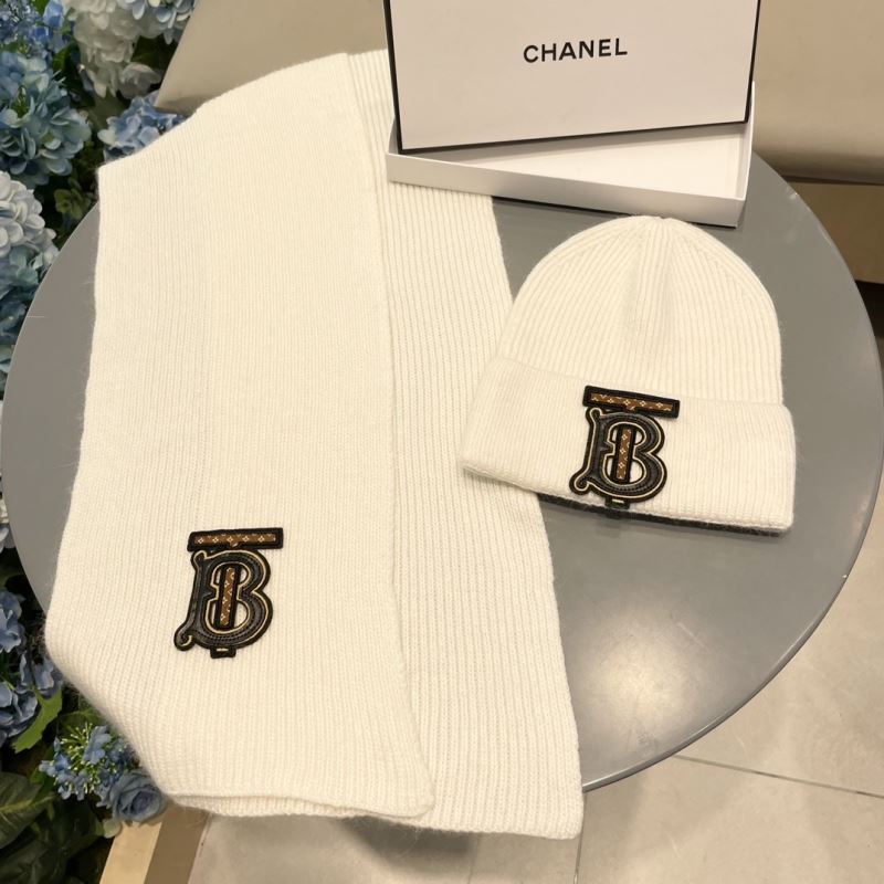 Burberry Caps Scarfs